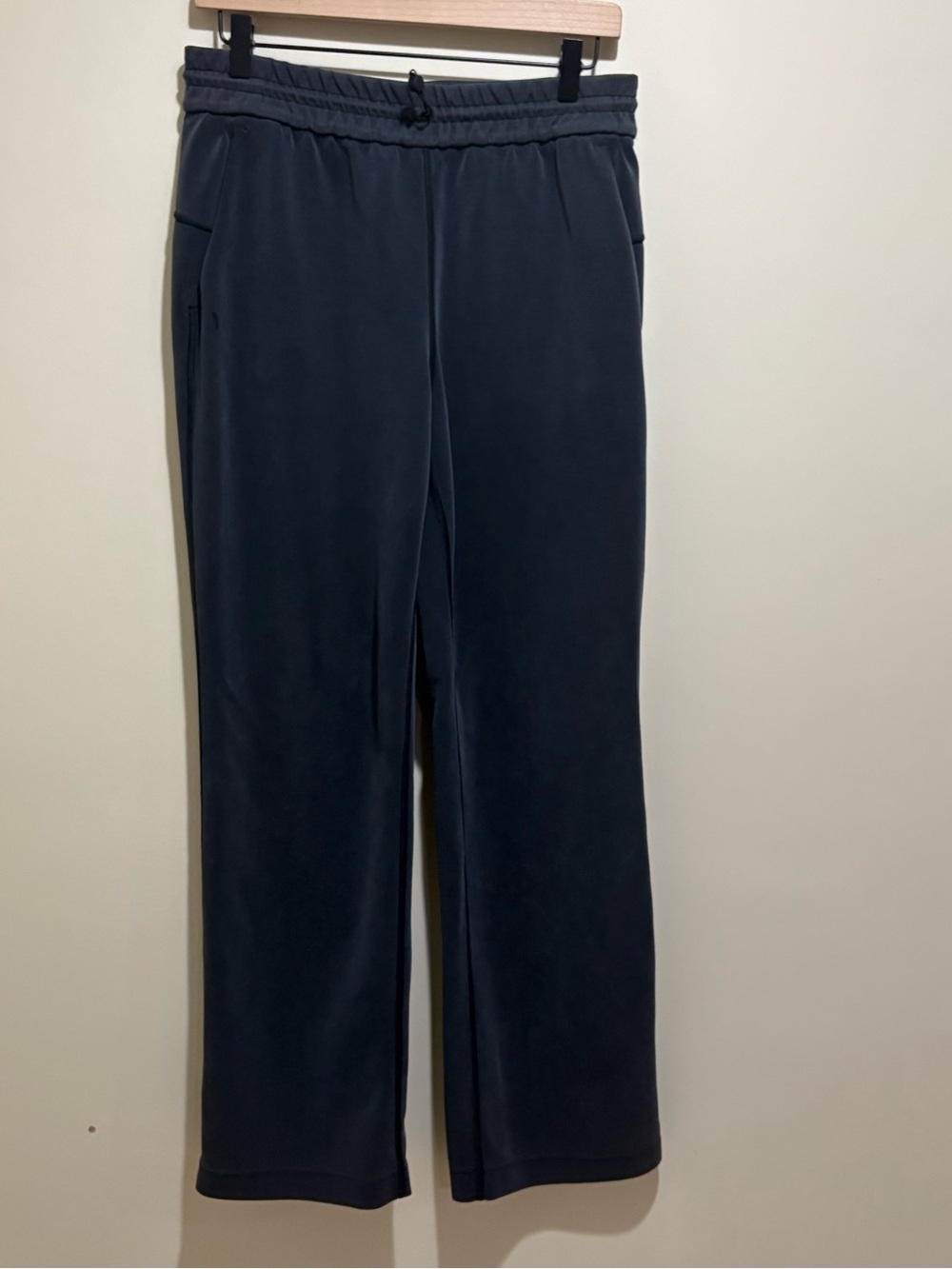LuluLemon black Wide-Leg Pants